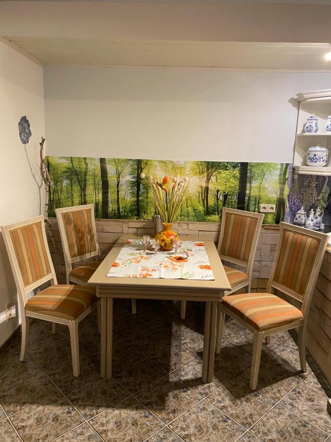 Grosse Helle Wohnung Am Wald In Bad Saarow Nahe Gruenheide Und Berlin Souterrain מראה חיצוני תמונה